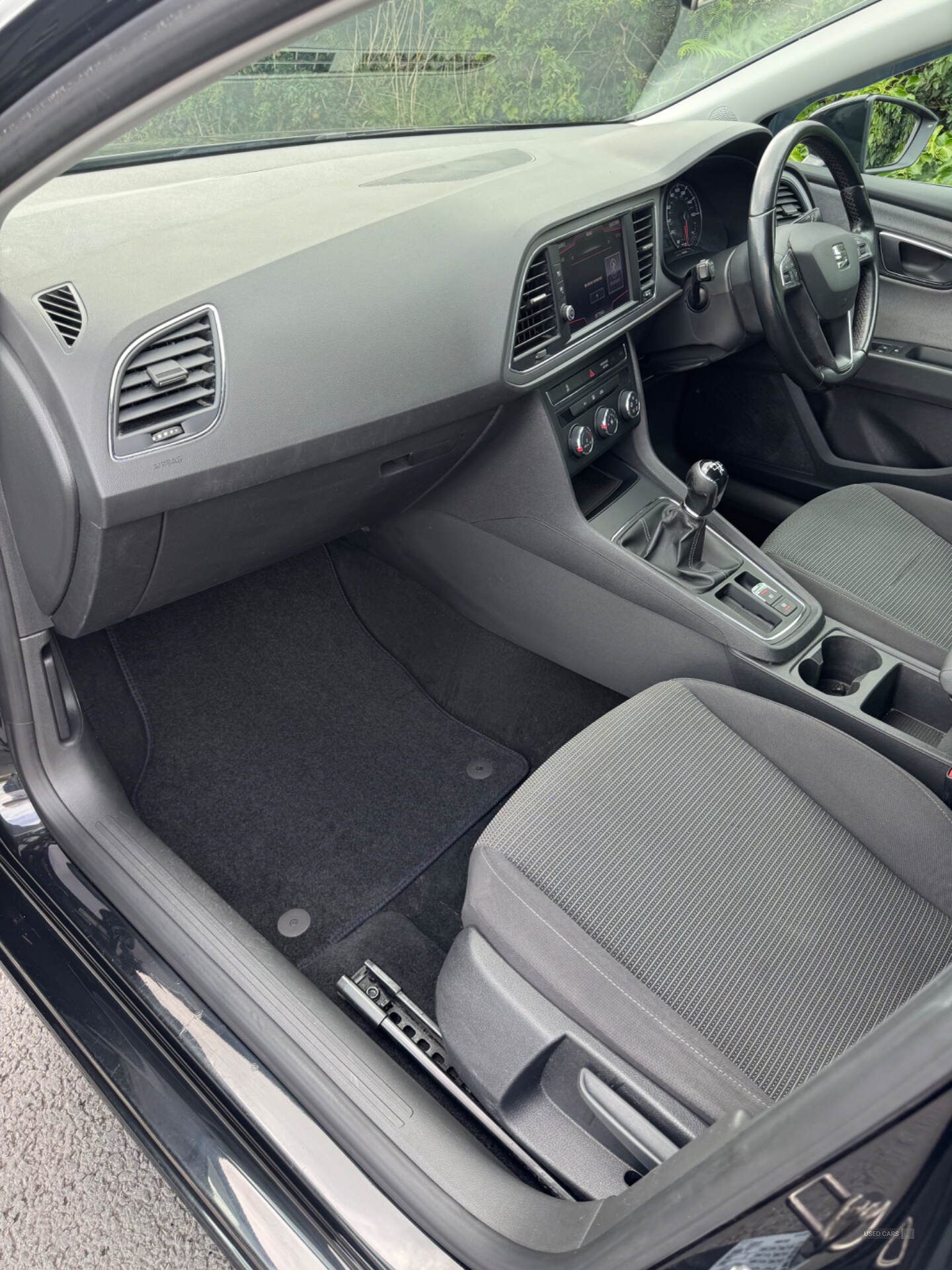 Seat Leon DIESEL HATCHBACK in Down