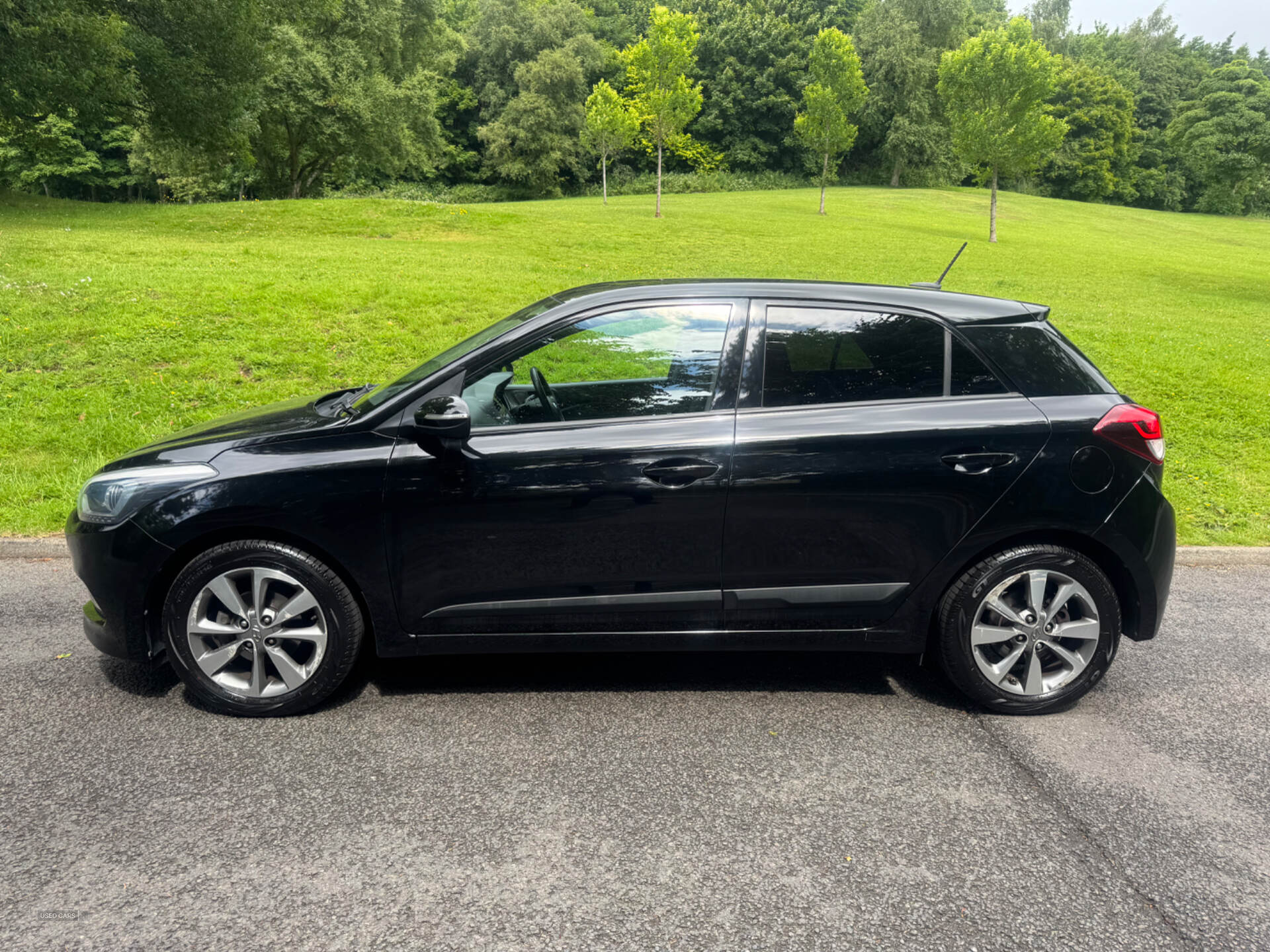 Hyundai i20 HATCHBACK in Antrim