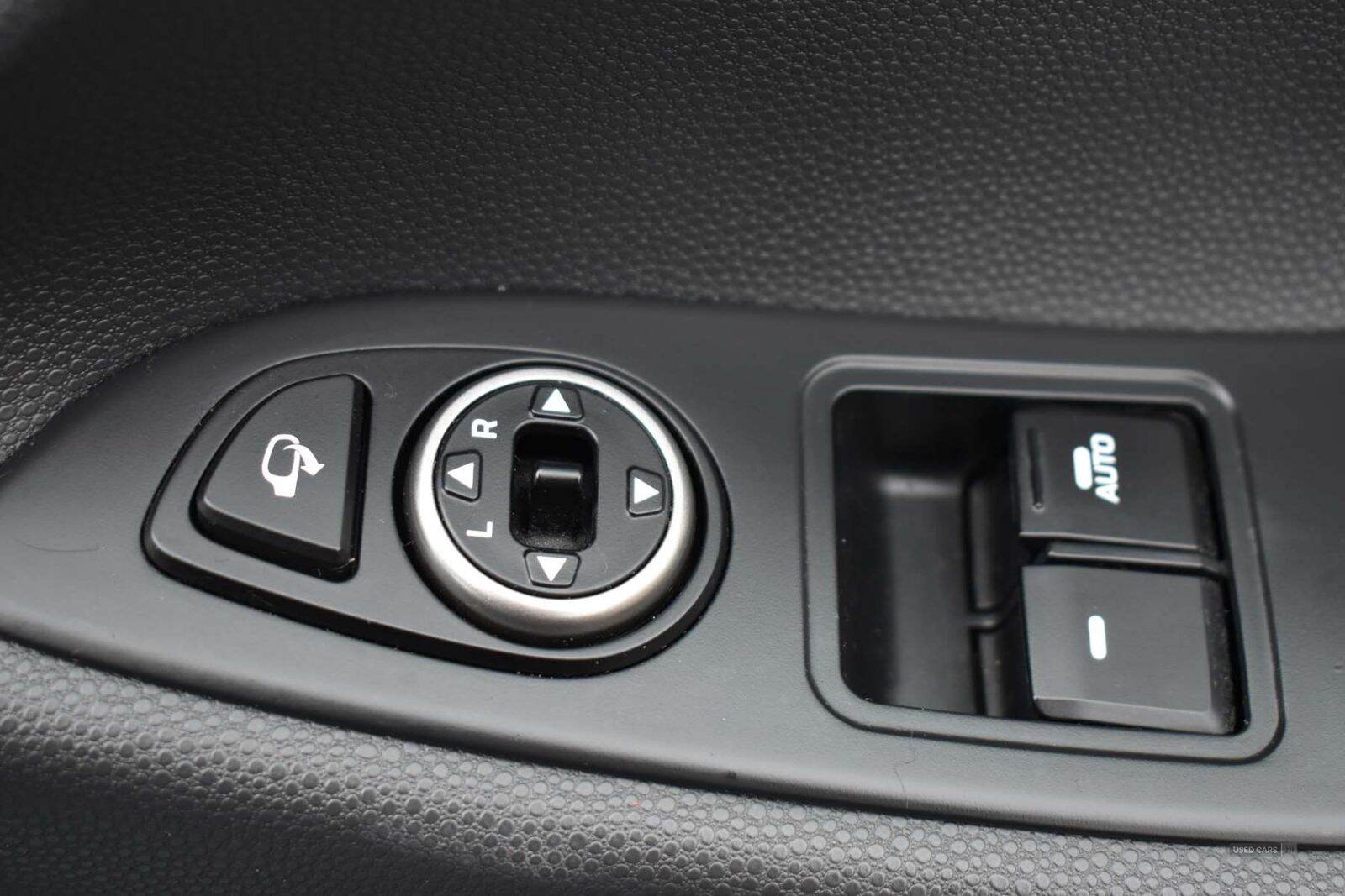 Apr 2018 Hyundai i20 1.0T GDI Premium Nav 3dr