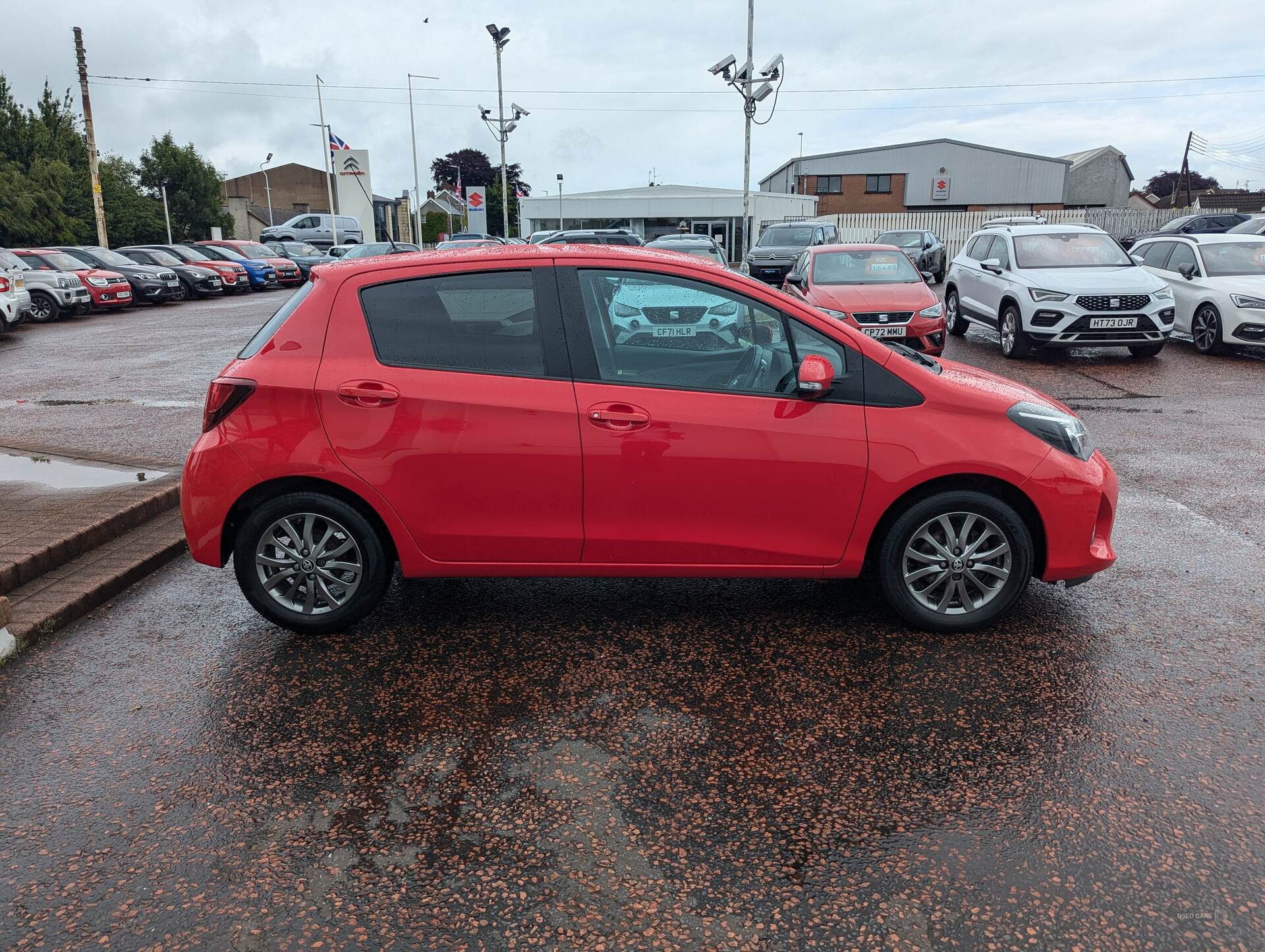 Jan 2017 Toyota Yaris 1.33 VVT-i Icon 5dr CVT