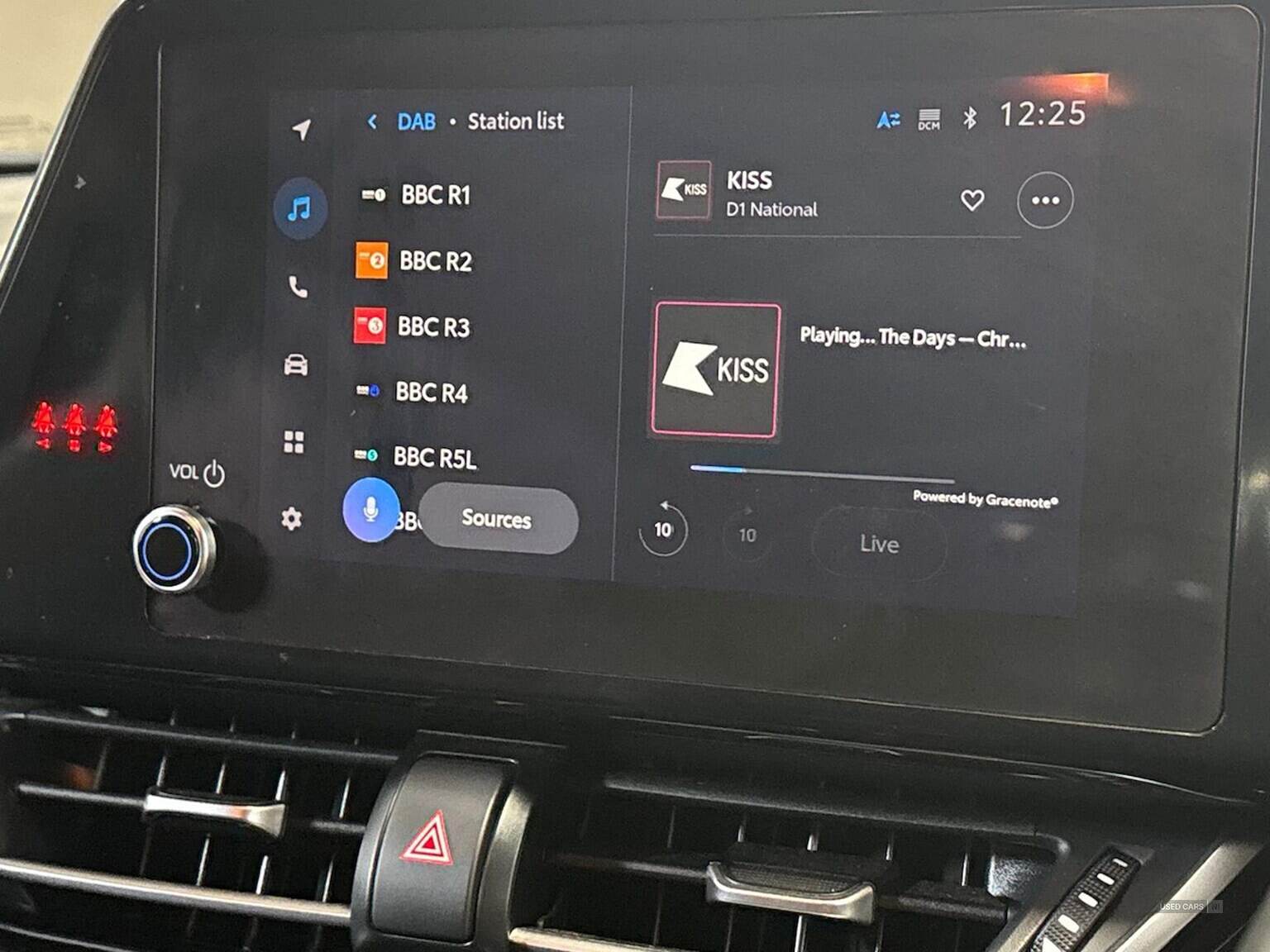 Jan 2023 Toyota C-HR 1.8 Hybrid Design 5Dr Cvt