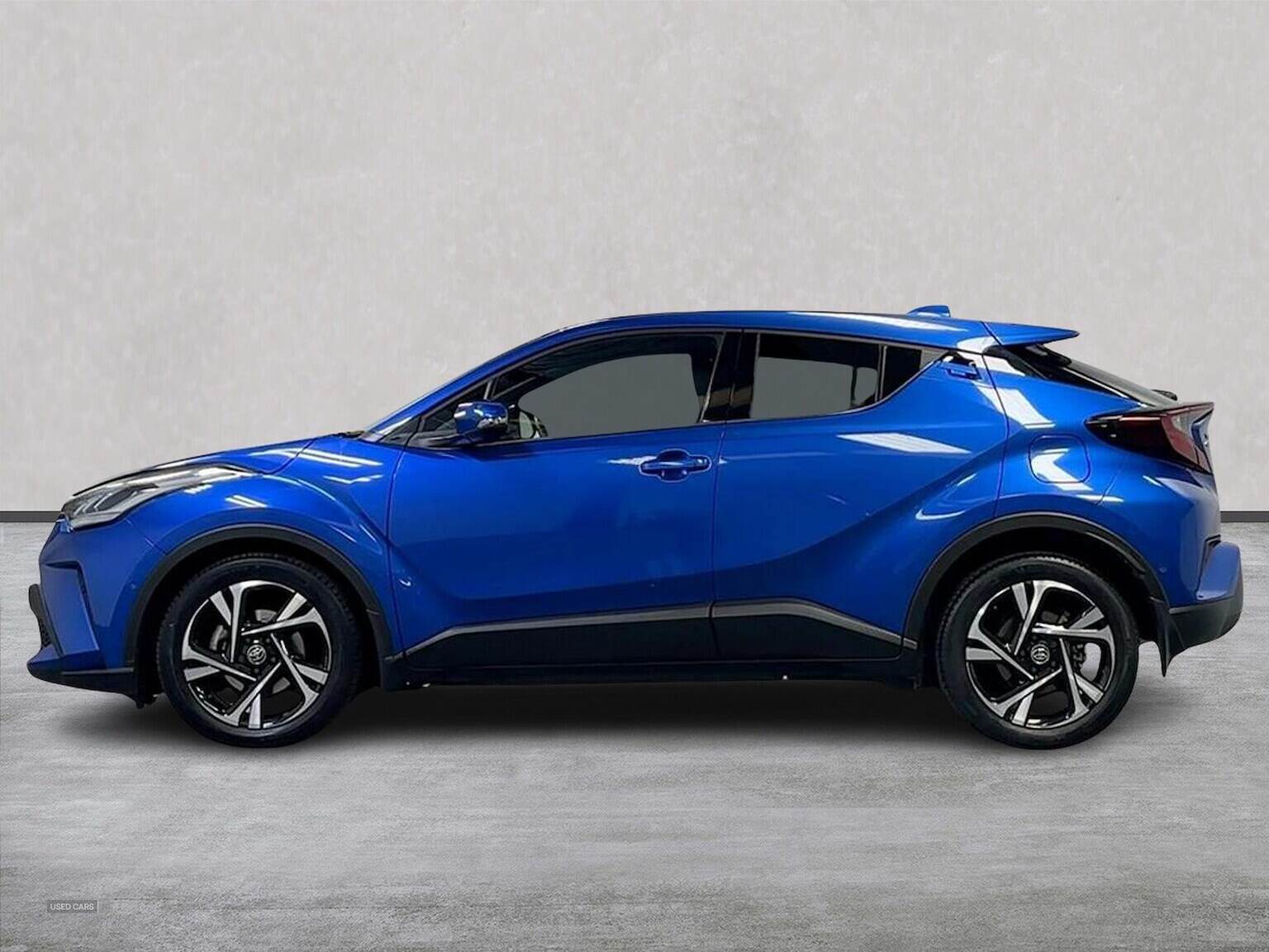 Jan 2023 Toyota C-HR 1.8 Hybrid Design 5Dr Cvt