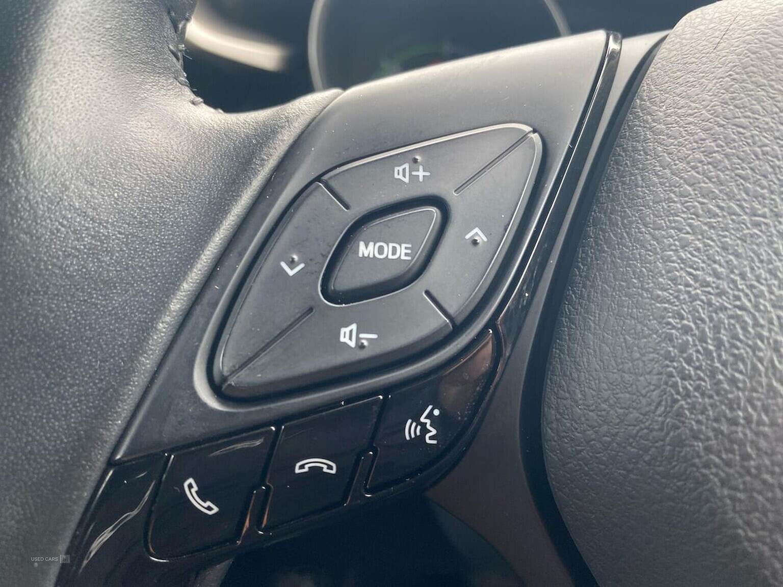 Mar 2020 Toyota C-HR 2.0 Hybrid Orange Edition 5Dr Cvt