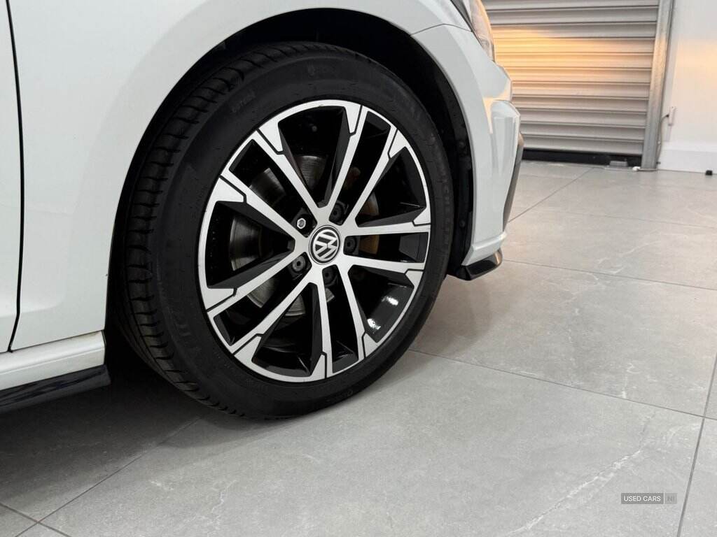 Jul 2018 Volkswagen Golf 2.0 TDI R-Line 5dr DSG