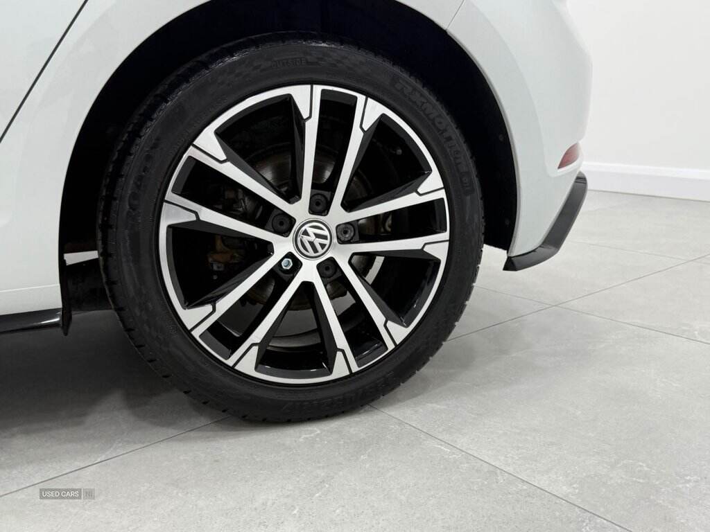 Jul 2018 Volkswagen Golf 2.0 TDI R-Line 5dr DSG