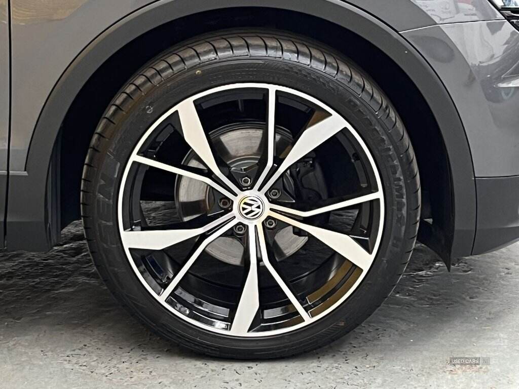 Sep 2020 Volkswagen Tiguan 2.0 TDi 150 SEL 5dr DSG