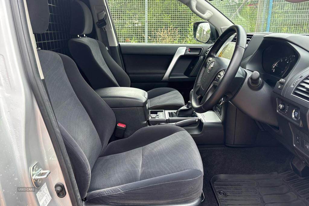 Nov 2022 Toyota Land Cruiser 2.8D 204 Active Commercial Auto