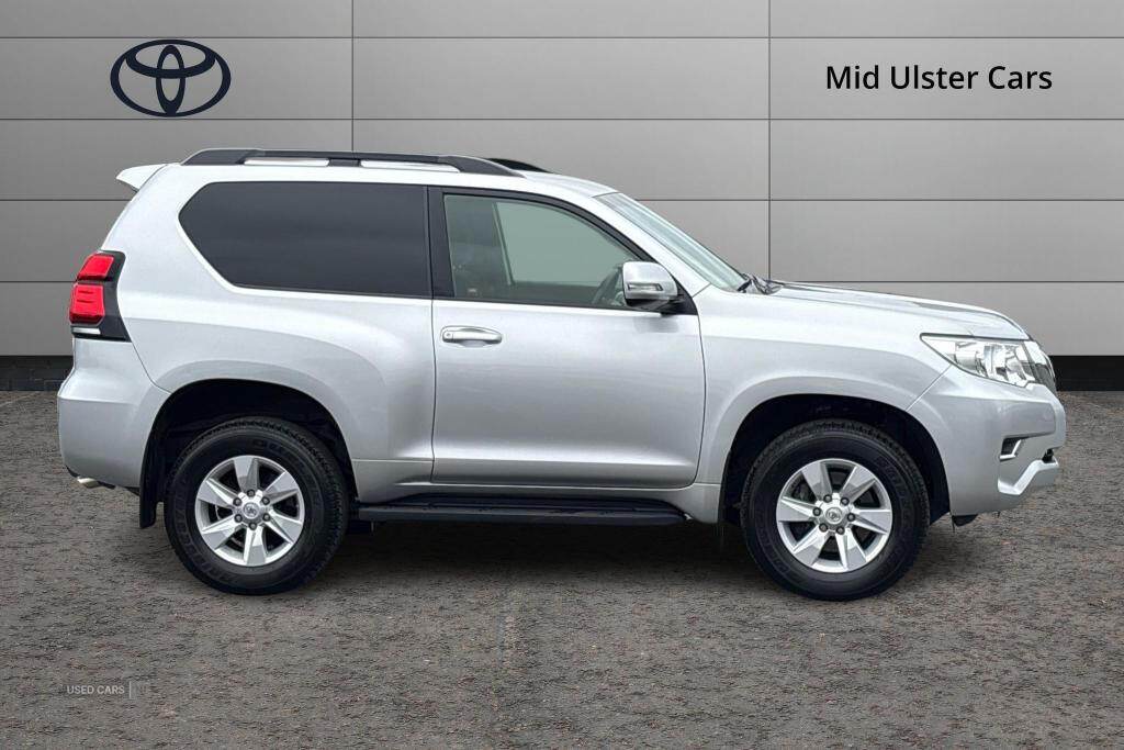 Nov 2022 Toyota Land Cruiser 2.8D 204 Active Commercial Auto