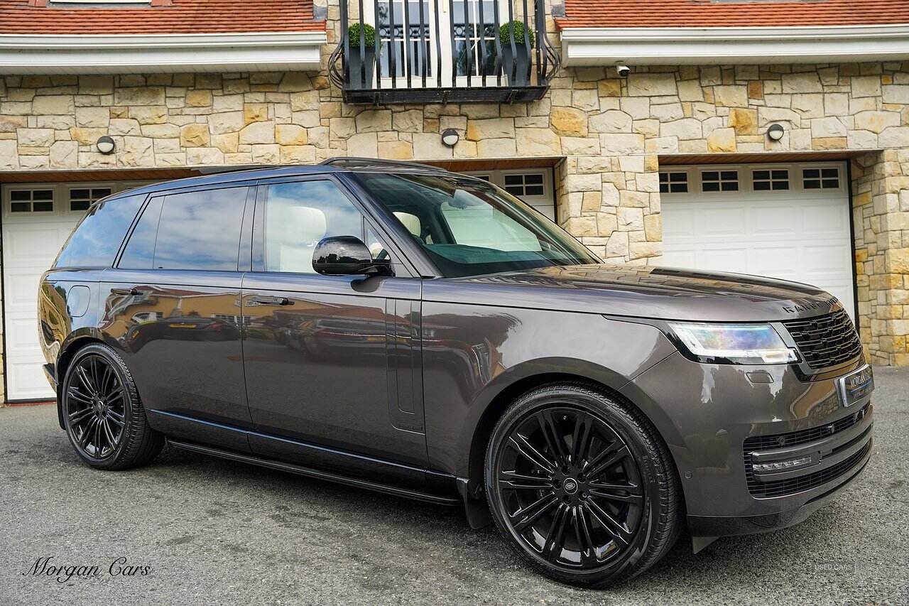 Mar 2024 Land Rover Range Rover 3.0 P400 Autobiography LWB 4dr Auto [7 Seat]
