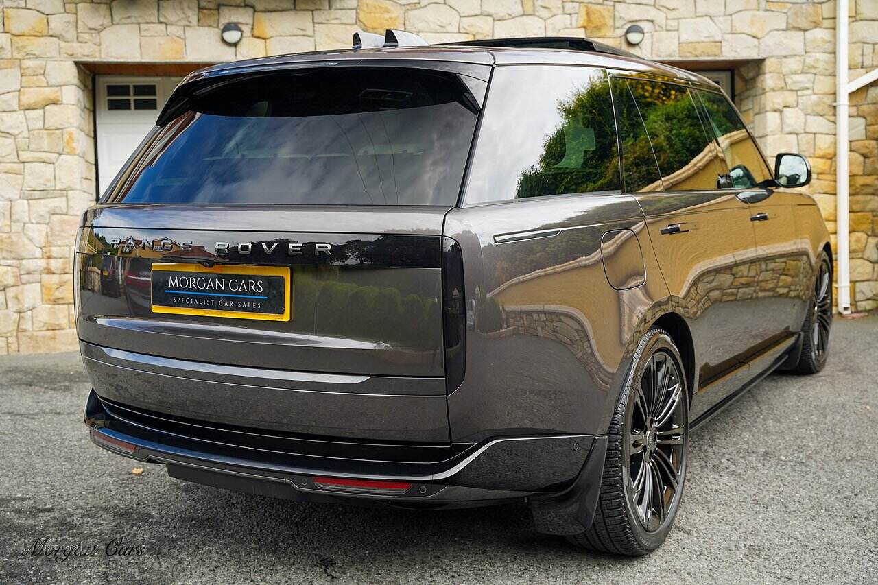 Mar 2024 Land Rover Range Rover 3.0 P400 Autobiography LWB 4dr Auto [7 Seat]