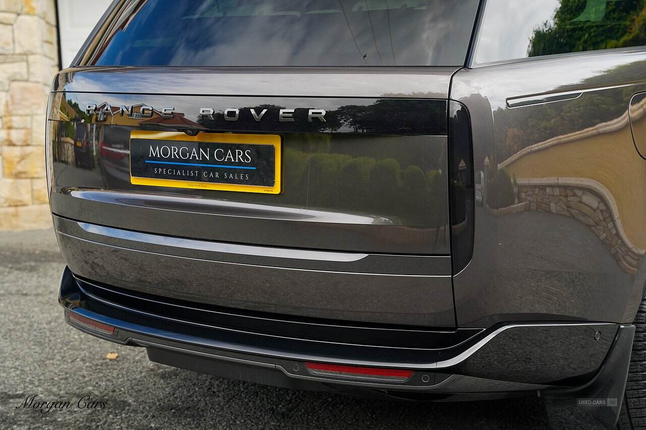 Mar 2024 Land Rover Range Rover 3.0 P400 Autobiography LWB 4dr Auto [7 Seat]