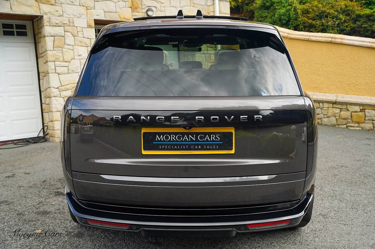 Mar 2024 Land Rover Range Rover 3.0 P400 Autobiography LWB 4dr Auto [7 Seat]