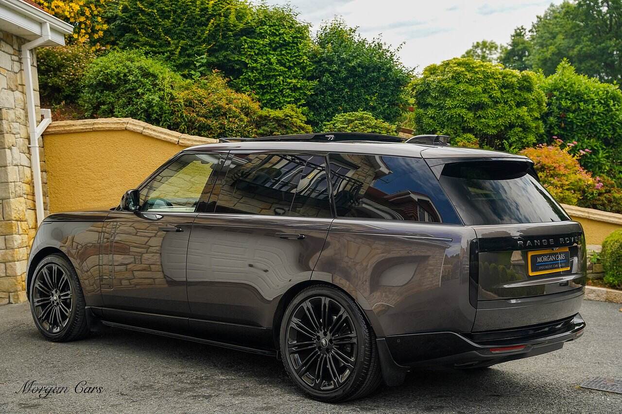 Mar 2024 Land Rover Range Rover 3.0 P400 Autobiography LWB 4dr Auto [7 Seat]