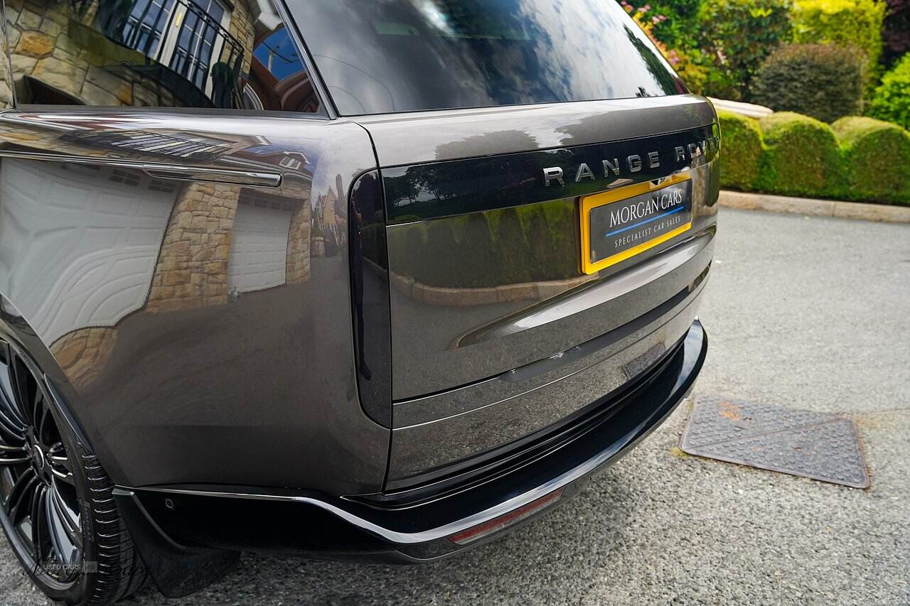 Mar 2024 Land Rover Range Rover 3.0 P400 Autobiography LWB 4dr Auto [7 Seat]