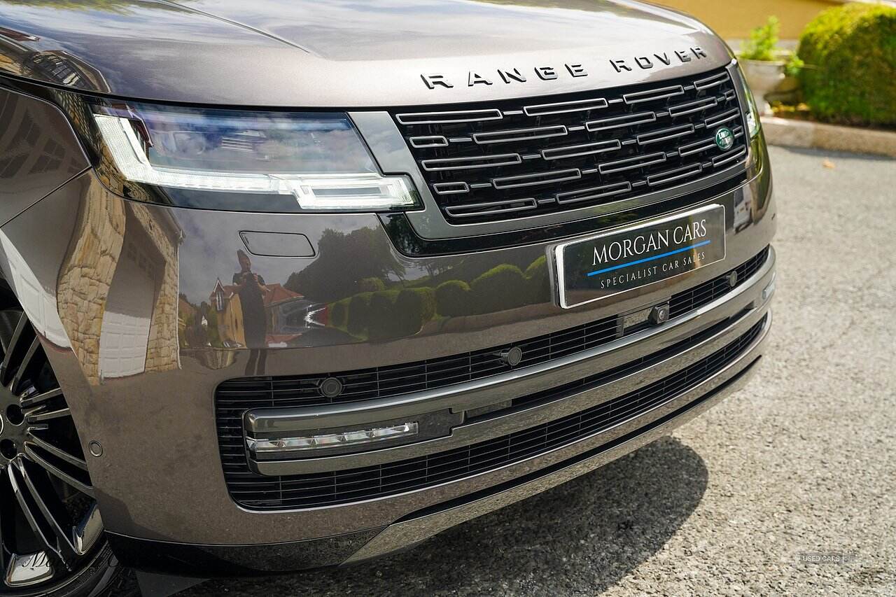 Mar 2024 Land Rover Range Rover 3.0 P400 Autobiography LWB 4dr Auto [7 Seat]