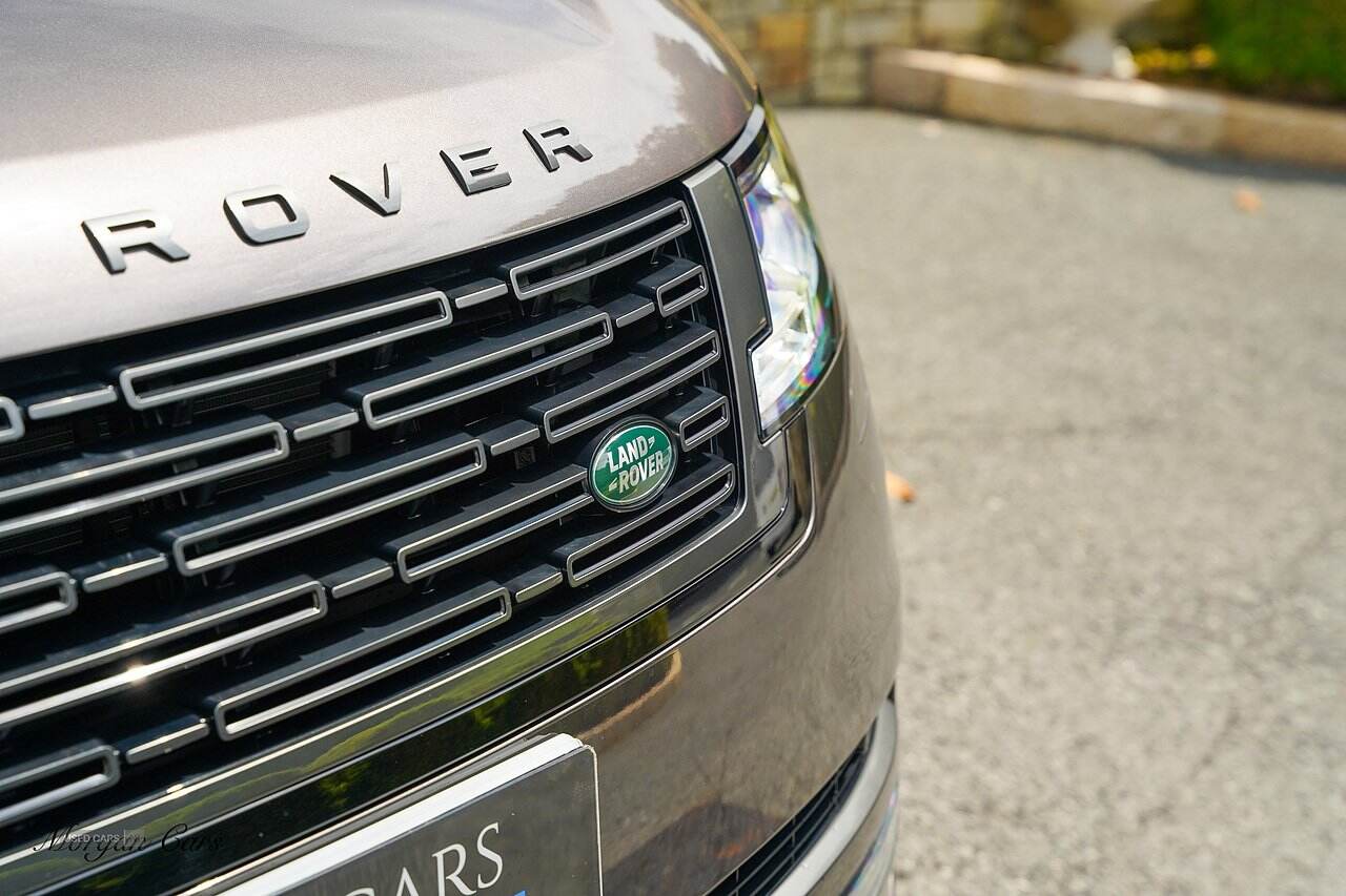 Mar 2024 Land Rover Range Rover 3.0 P400 Autobiography LWB 4dr Auto [7 Seat]