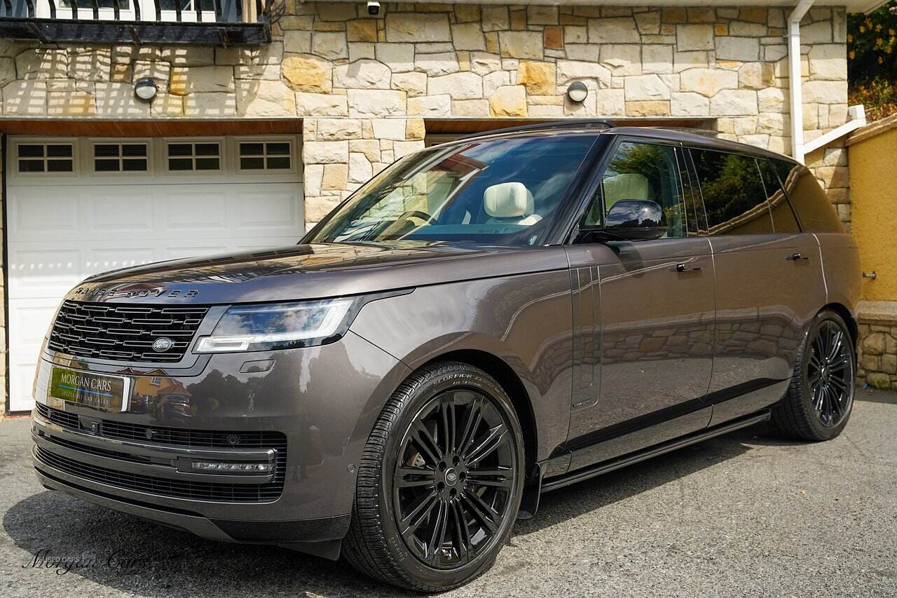 Mar 2024 Land Rover Range Rover 3.0 P400 Autobiography LWB 4dr Auto [7 Seat]