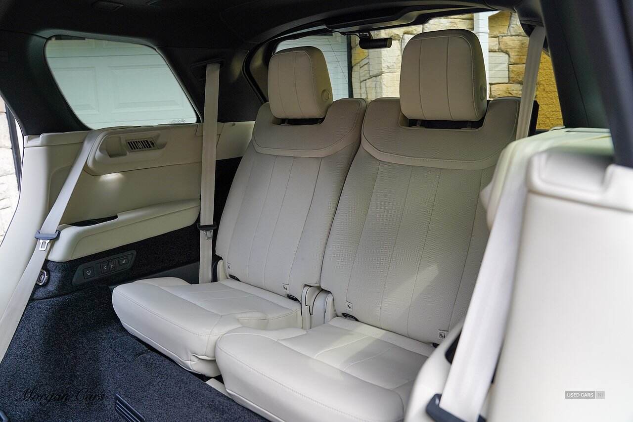 Mar 2024 Land Rover Range Rover 3.0 P400 Autobiography LWB 4dr Auto [7 Seat]