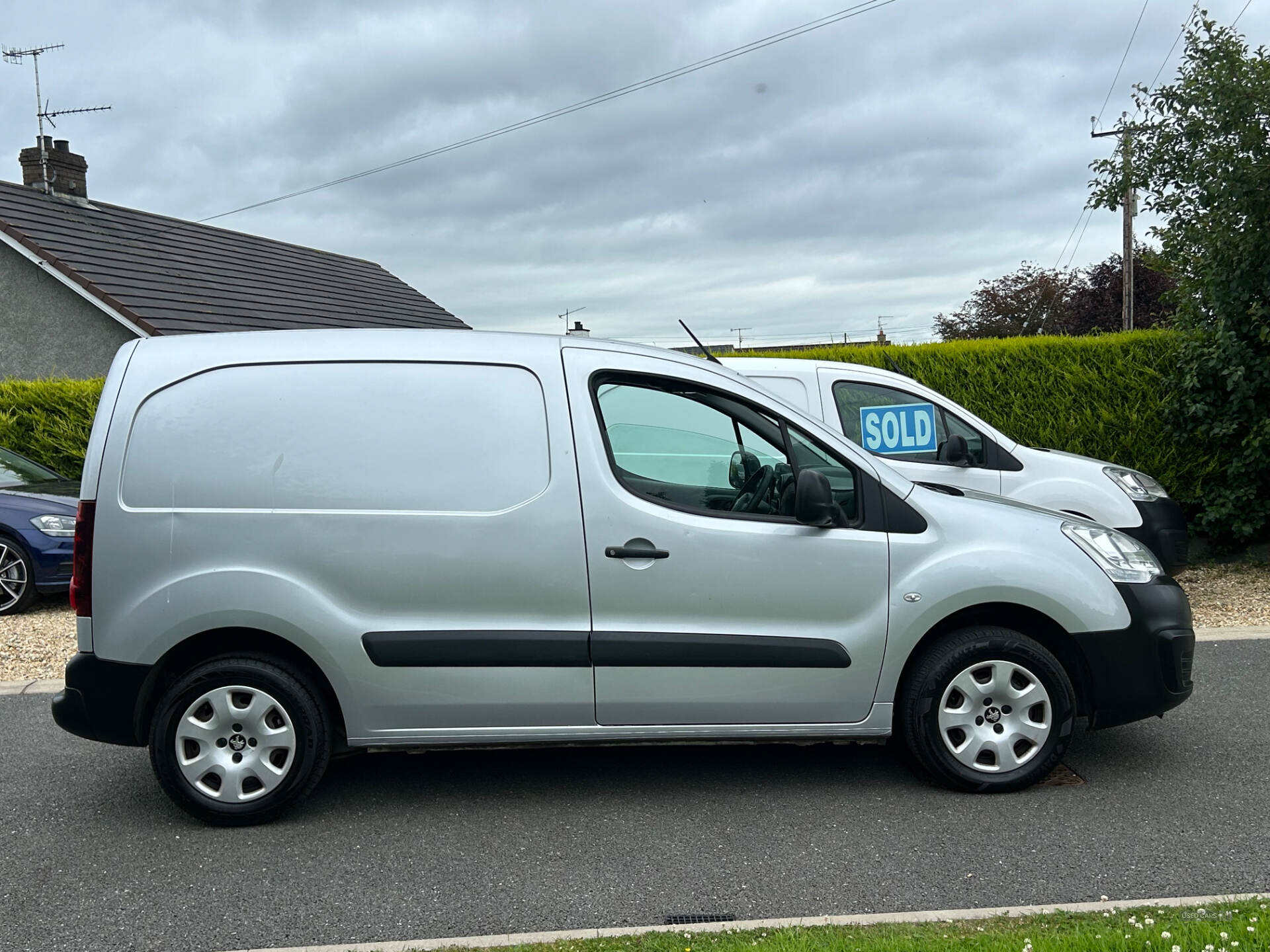 Jun 2018 Peugeot Partner 850 1.6 BlueHDi 100 Professional Van [non SS]