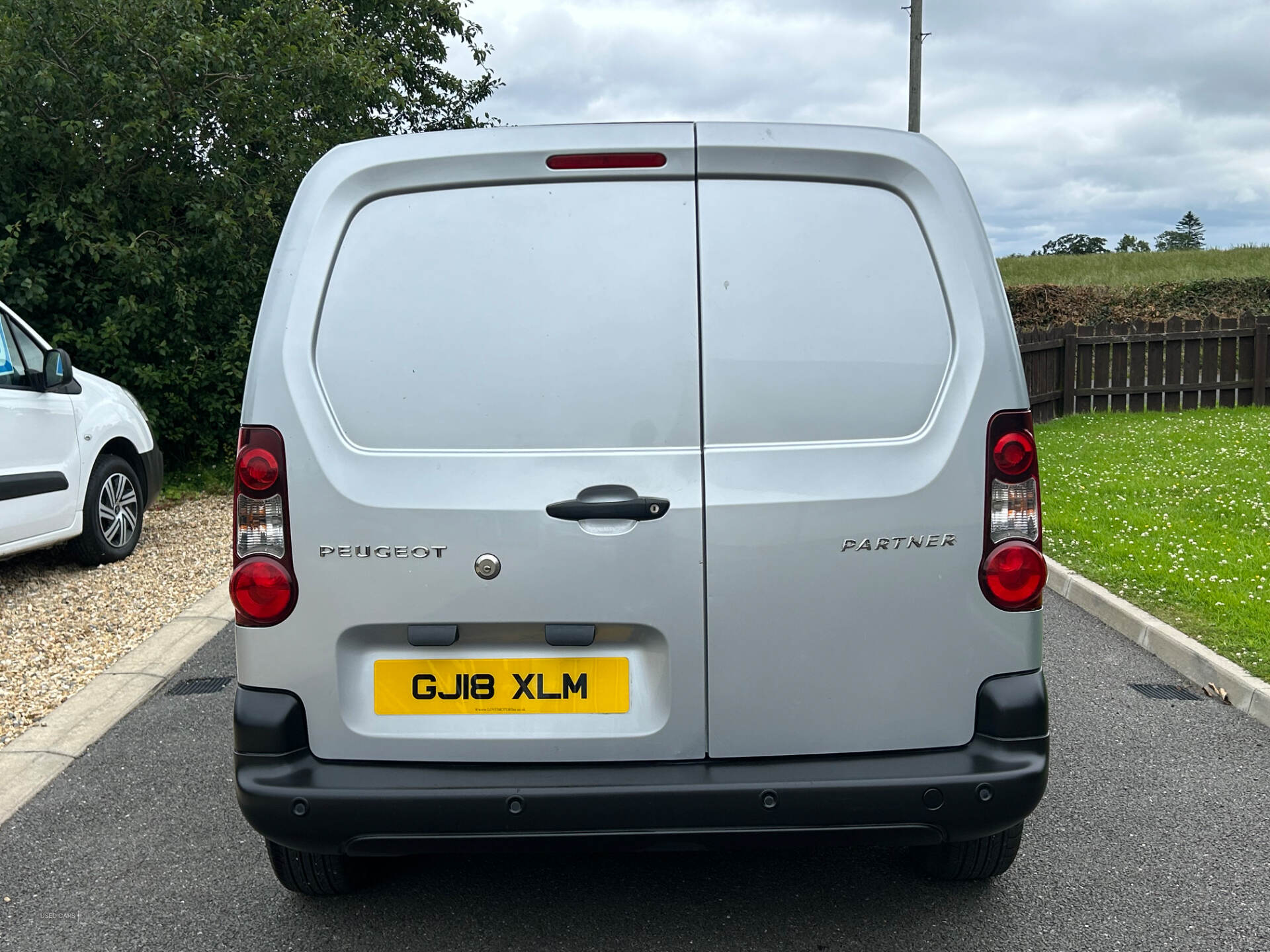 Jun 2018 Peugeot Partner 850 1.6 BlueHDi 100 Professional Van [non SS]