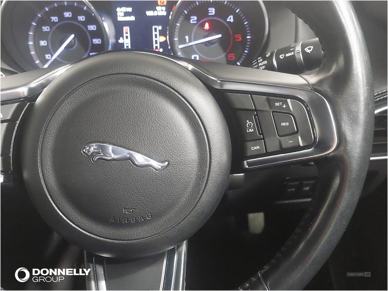 Nov 2016 Jaguar XE 2.0d [180] R-Sport 4dr