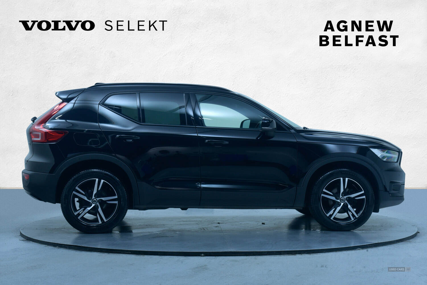 Apr 2021 Volvo XC40 1.5 T3 [163] R DESIGN 5dr