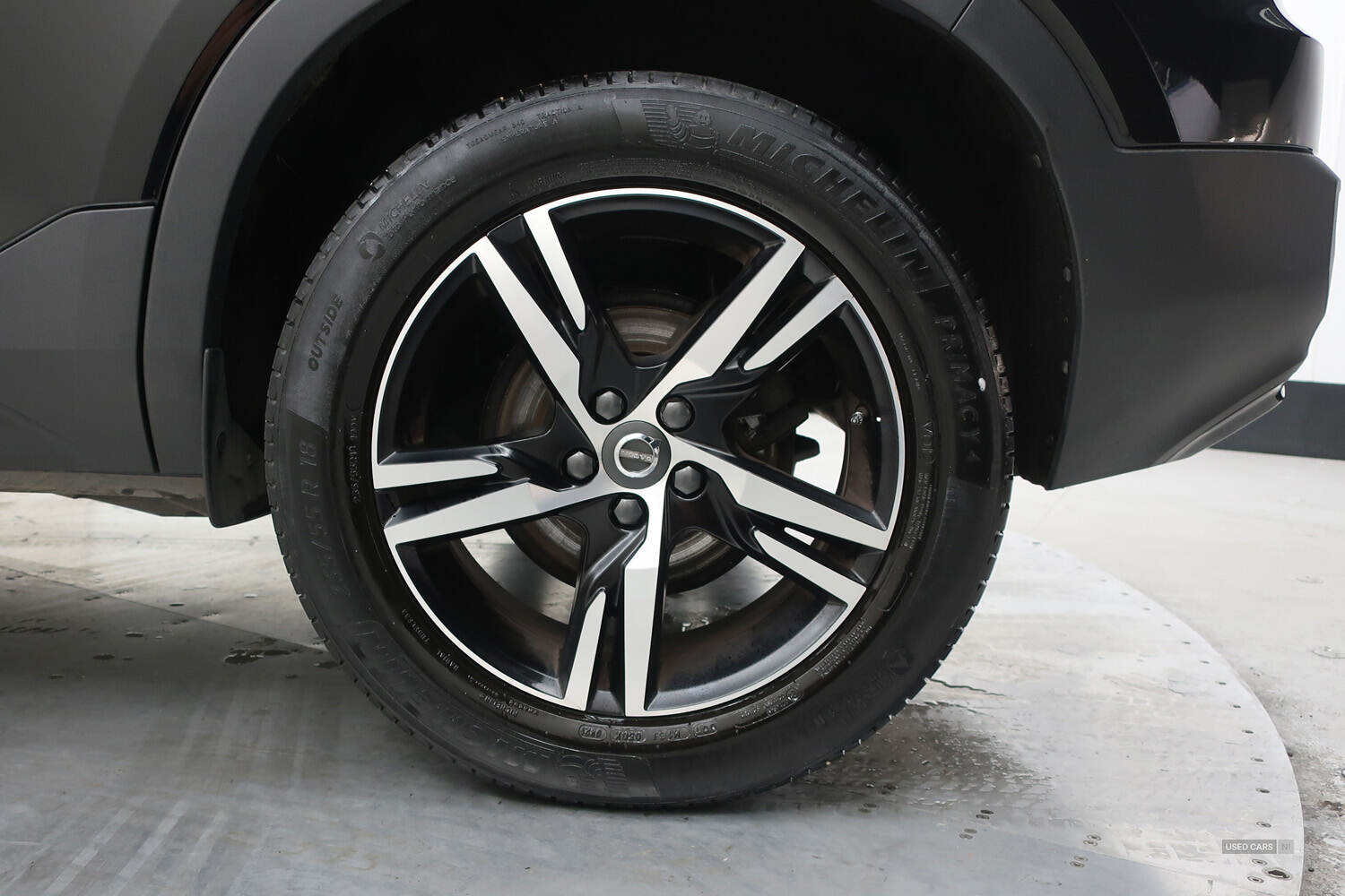 Apr 2021 Volvo XC40 1.5 T3 [163] R DESIGN 5dr