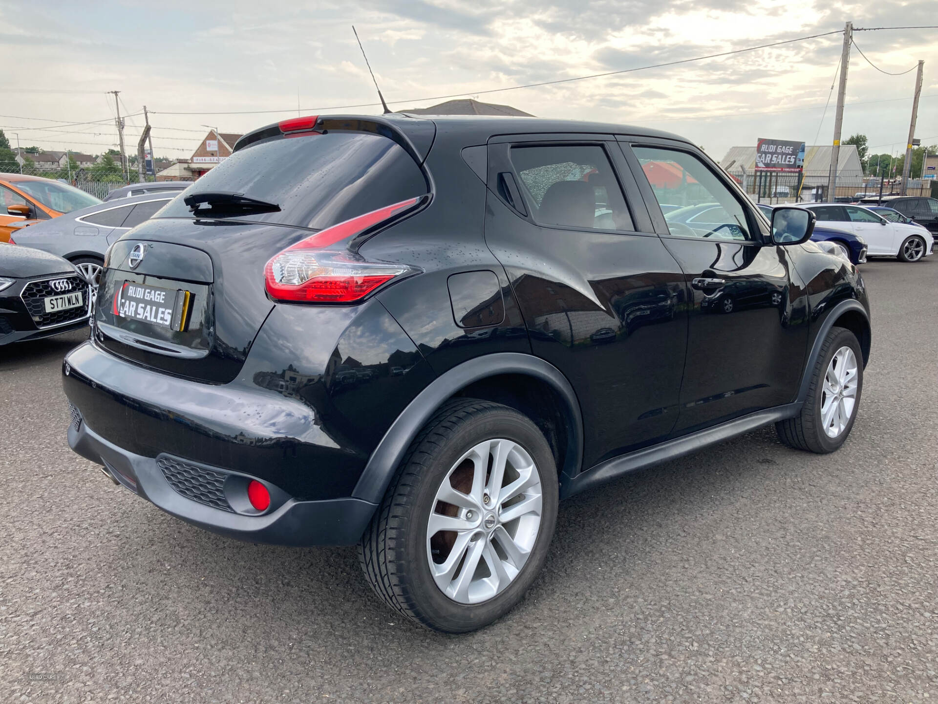 Nissan Juke DIESEL HATCHBACK in Antrim