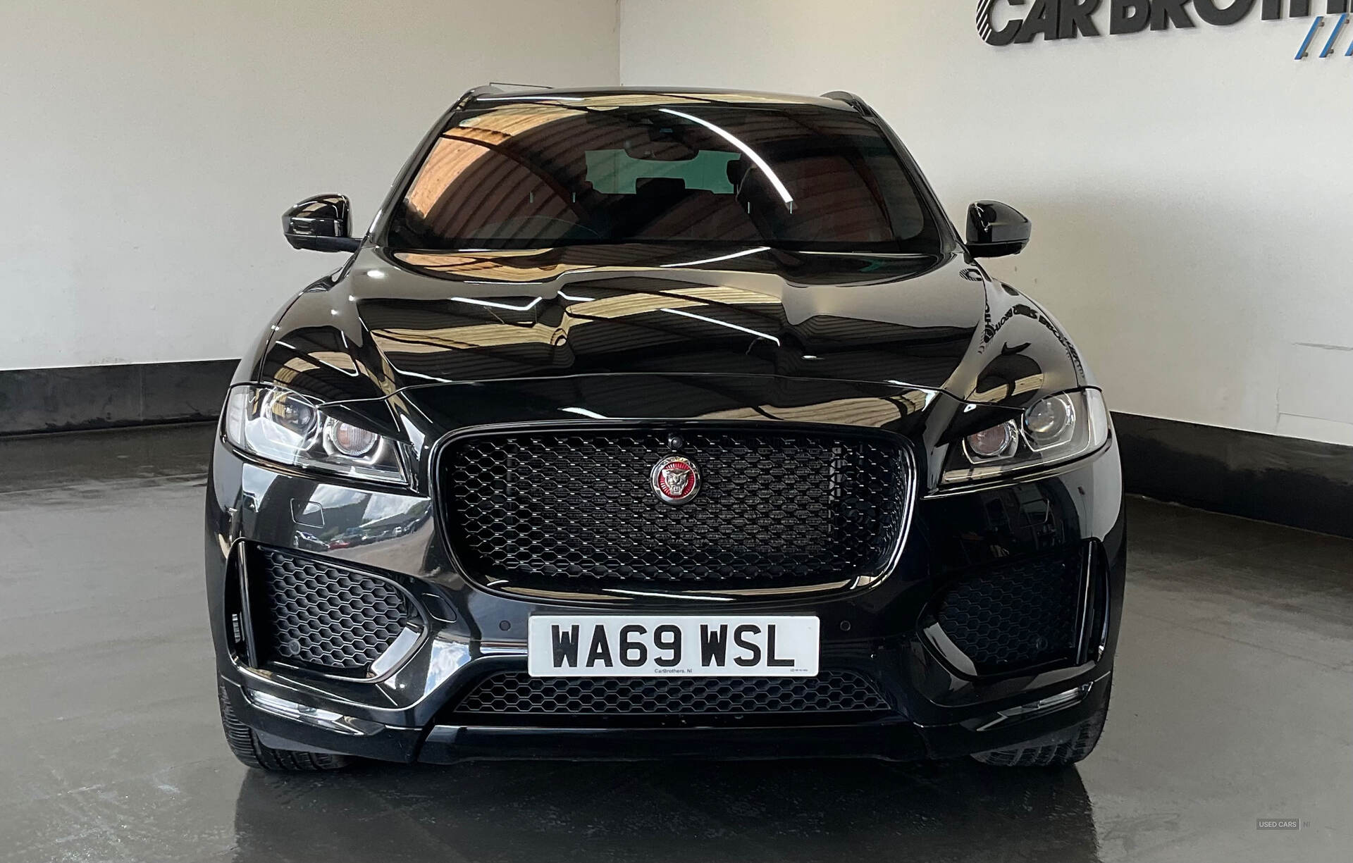 Nov 2019 Jaguar F-Pace 2.0d [180] Chequered Flag 5dr Auto AWD