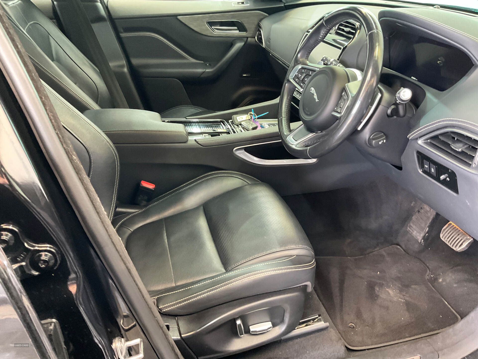 Nov 2019 Jaguar F-Pace 2.0d [180] Chequered Flag 5dr Auto AWD