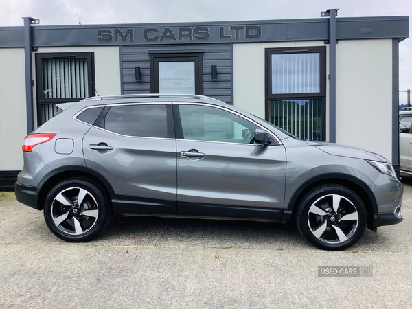 Nissan Qashqai DIESEL HATCHBACK in Down