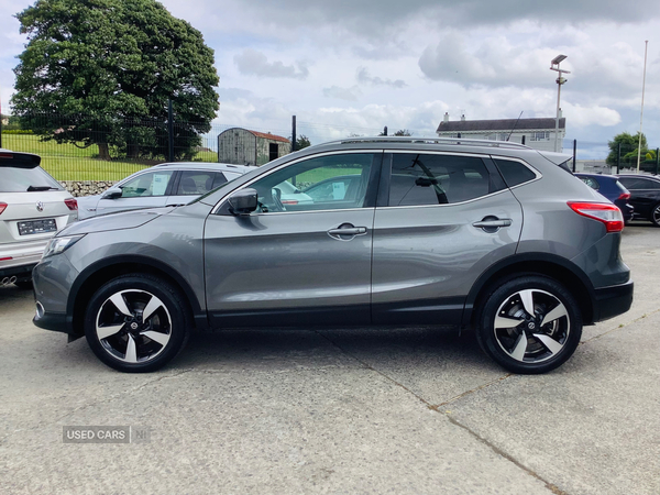 Nissan Qashqai DIESEL HATCHBACK in Down