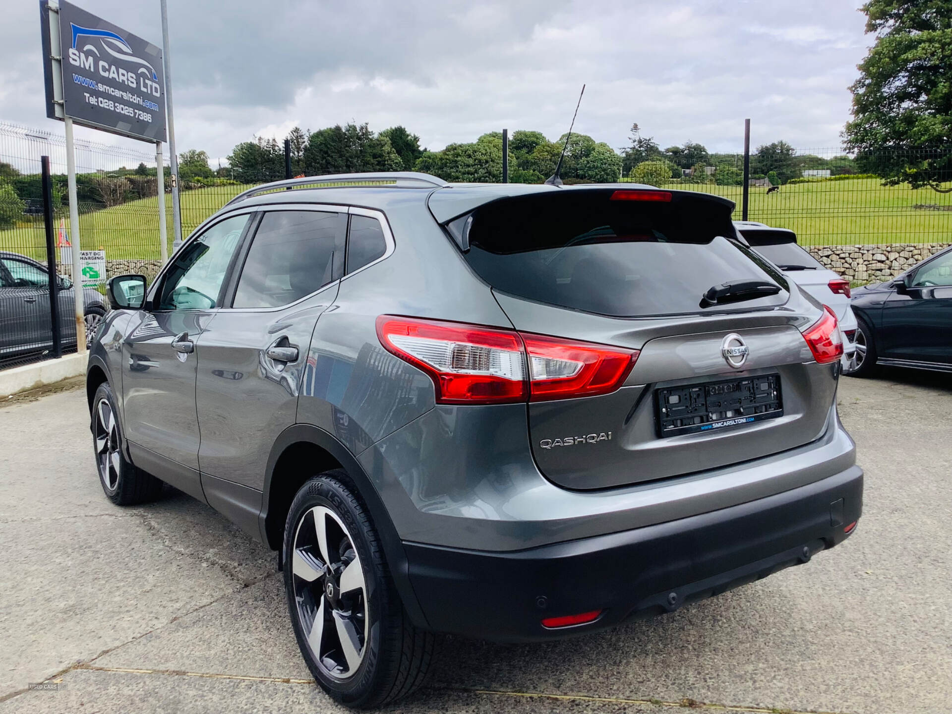 Nissan Qashqai DIESEL HATCHBACK in Down