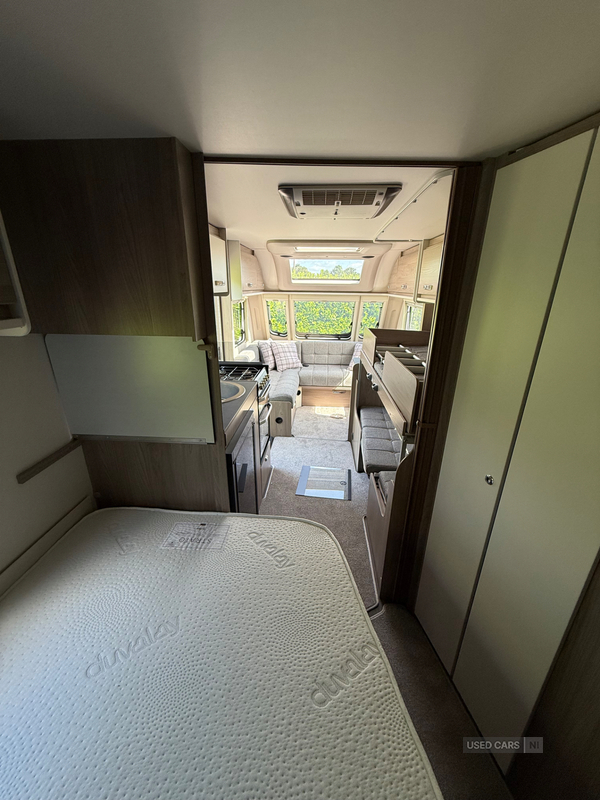 Swift Sprite Major 6 Sprite Quattro 6 berth in Down