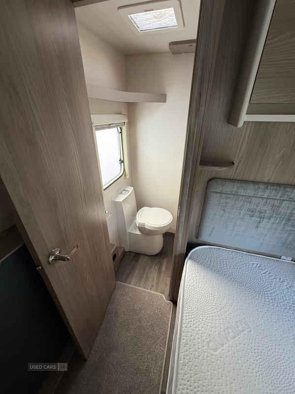 Swift Sprite Major 6 Sprite Quattro 6 berth in Down