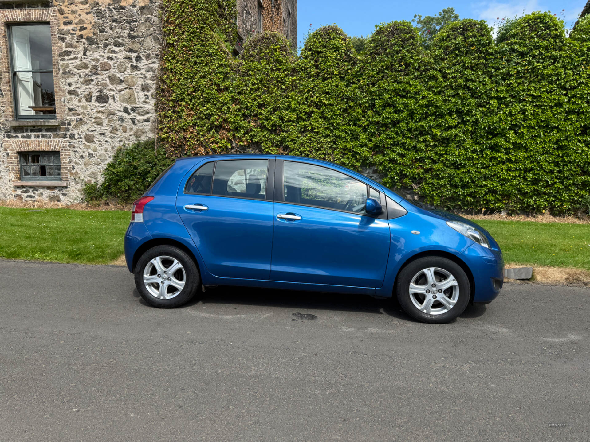 Mar 2011 Toyota Yaris 1.33 VVT-i TR 5dr [6]