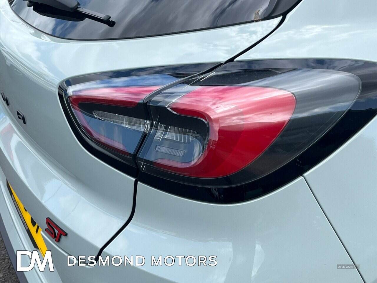 Feb 2025 Ford Puma 1.0 EcoBoost Hybrid mHEV ST 5dr DCT