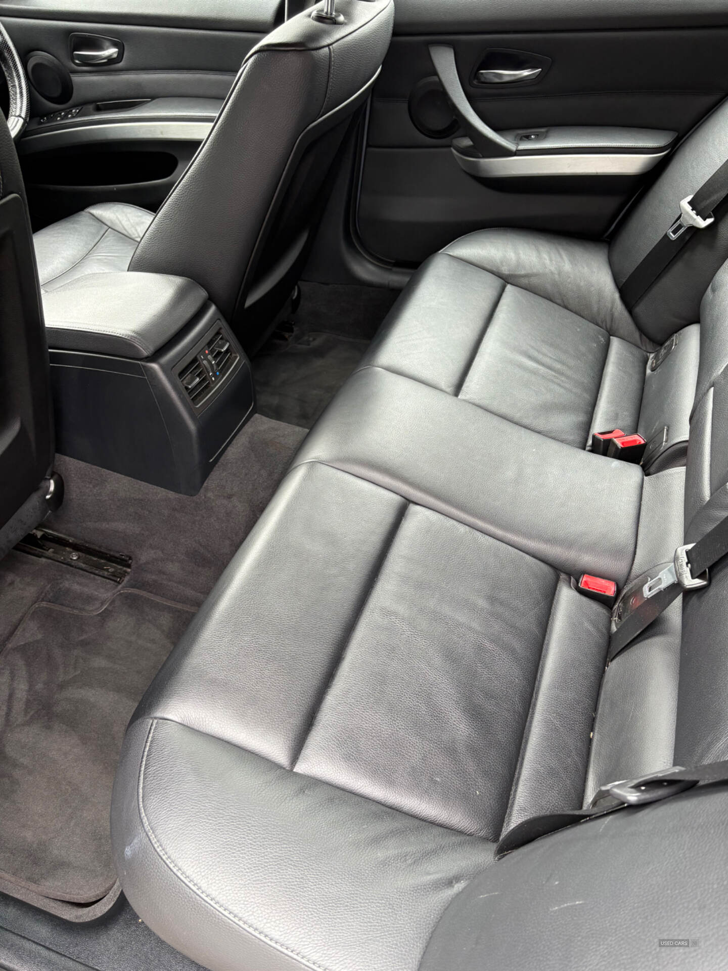 Feb 2011 BMW 3 Series 318d Exclusive Edition 5dr