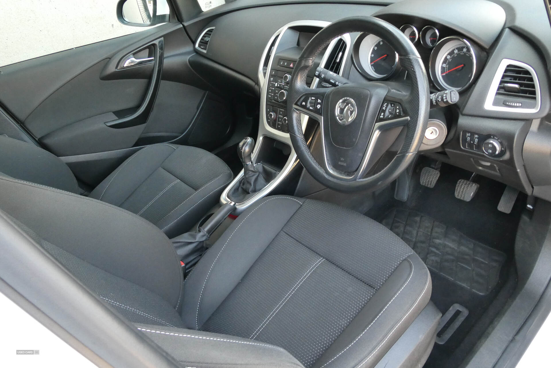 Vauxhall Astra HATCHBACK in Tyrone