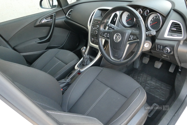 Vauxhall Astra HATCHBACK in Tyrone