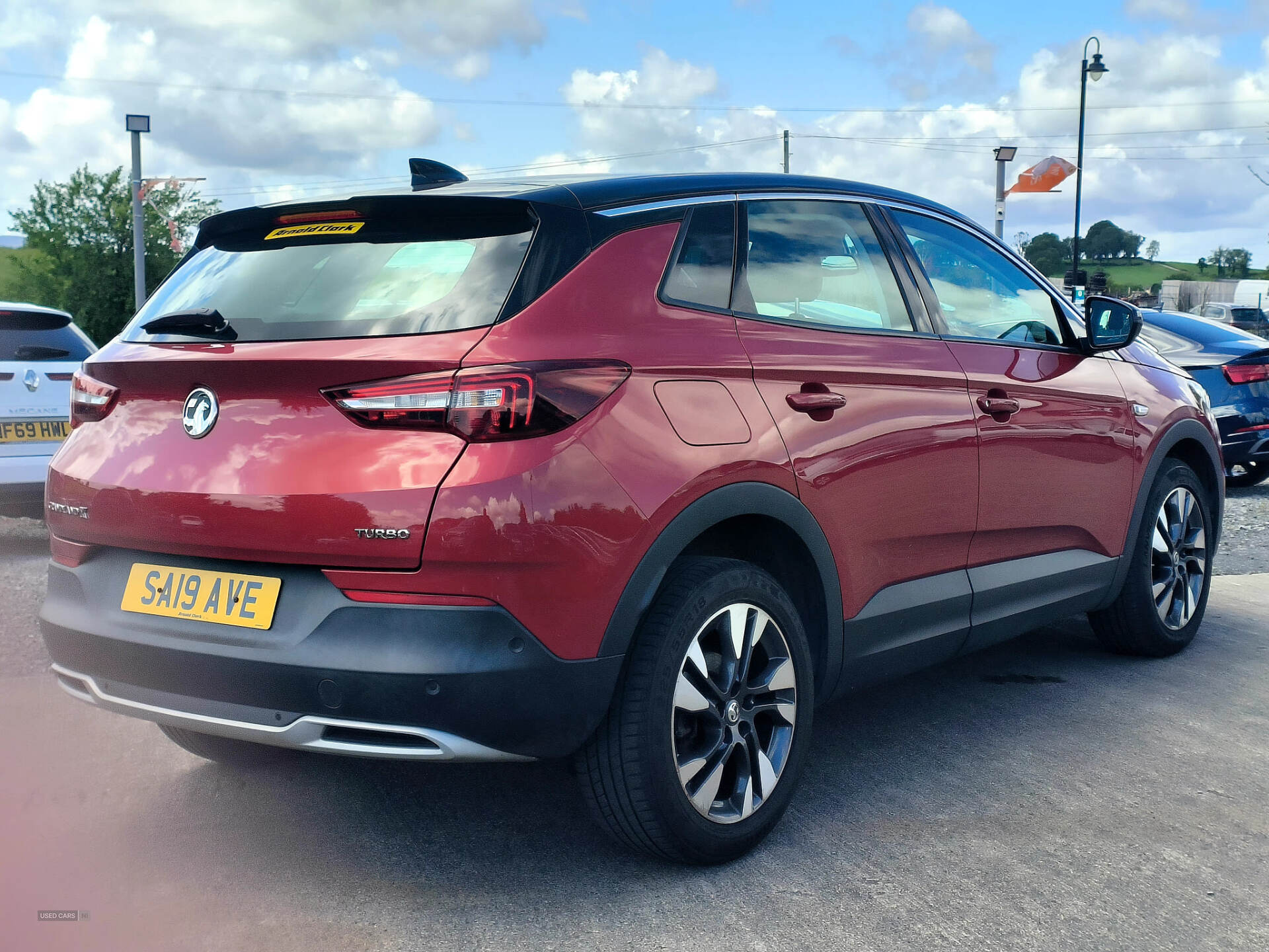Mar 2019 Vauxhall Grandland X 1.2 Turbo Sport Nav 5dr