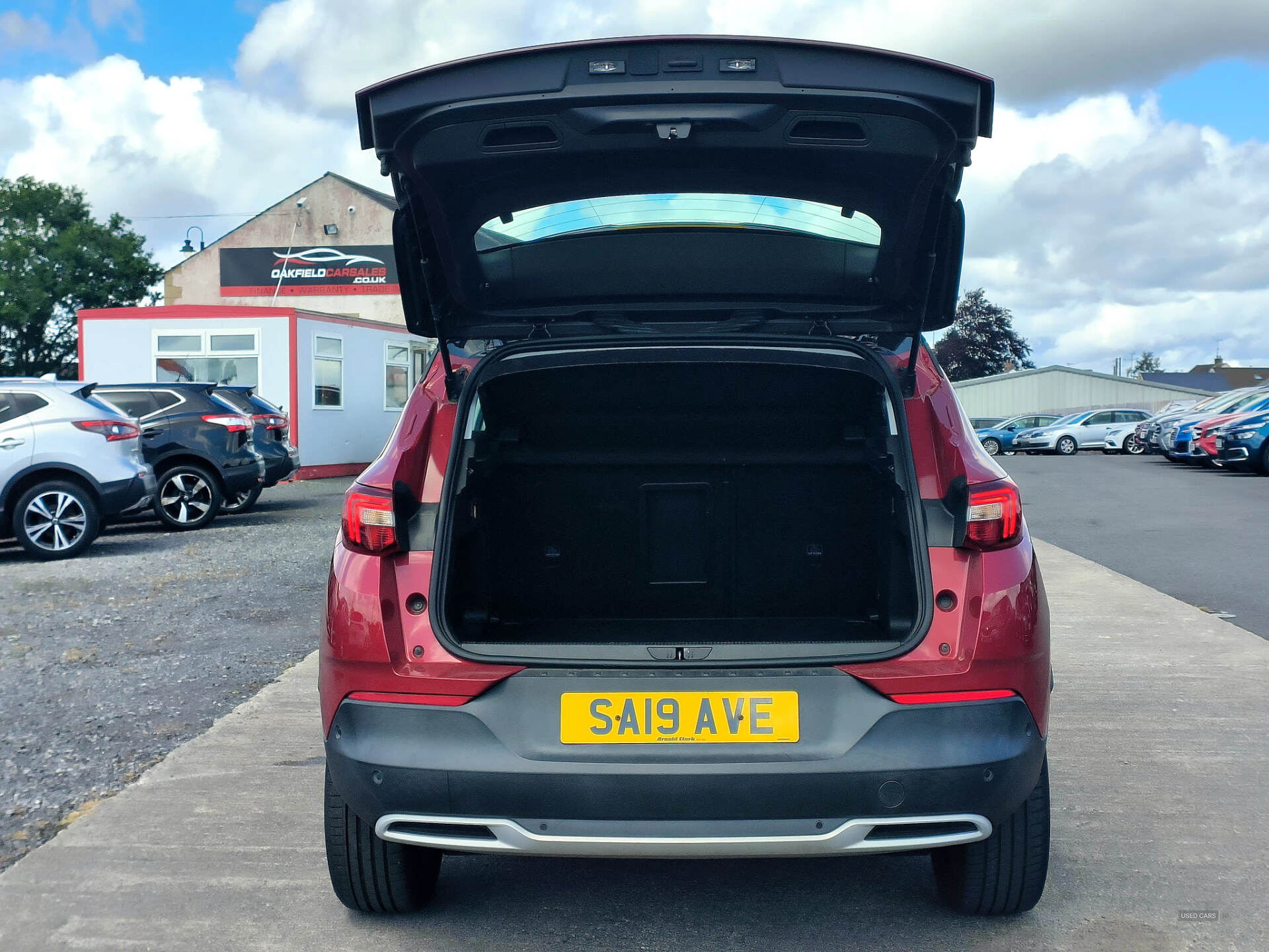 Mar 2019 Vauxhall Grandland X 1.2 Turbo Sport Nav 5dr
