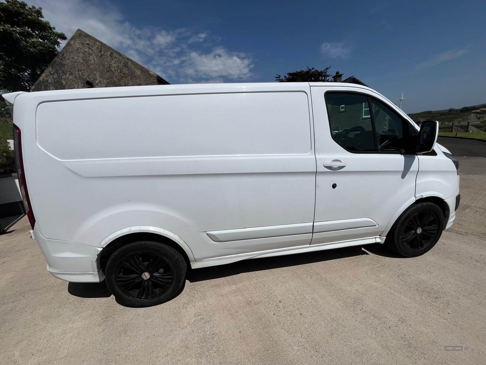 Mar 2017 Ford Transit Custom 2.0 TDCi 105ps Low Roof Van
