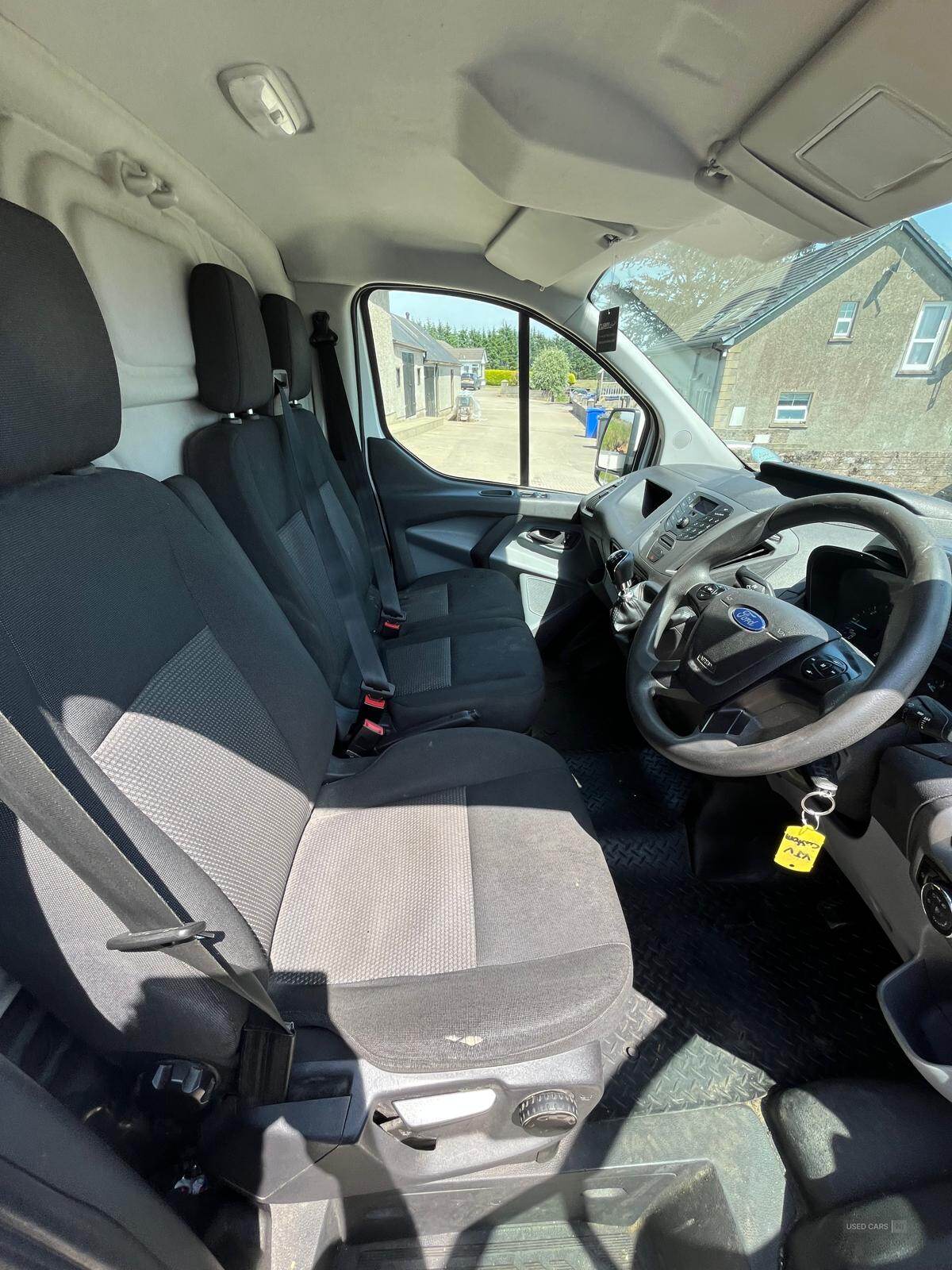 Mar 2017 Ford Transit Custom 2.0 TDCi 105ps Low Roof Van