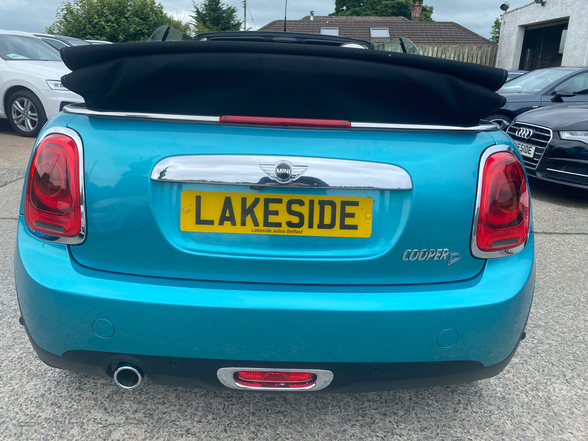 MINI Convertible DIESEL in Down