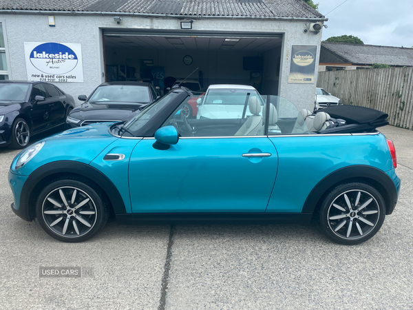 MINI Convertible DIESEL in Down