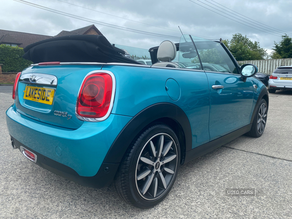 MINI Convertible DIESEL in Down