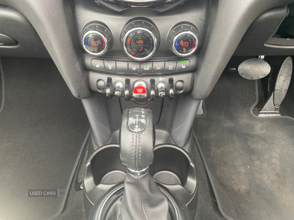 MINI Convertible DIESEL in Down