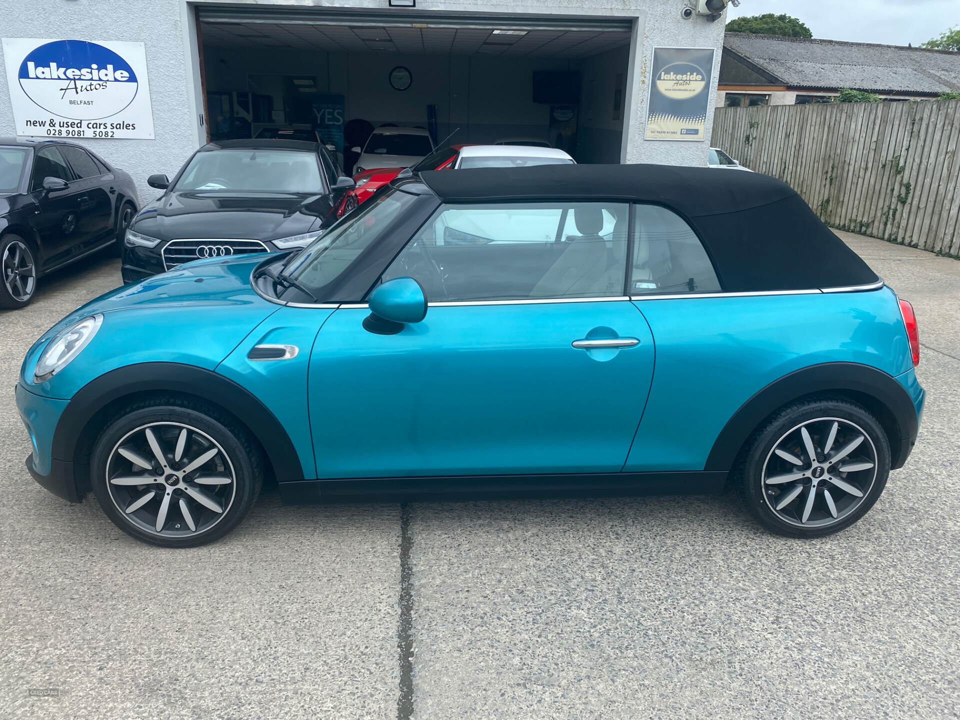 MINI Convertible DIESEL in Down