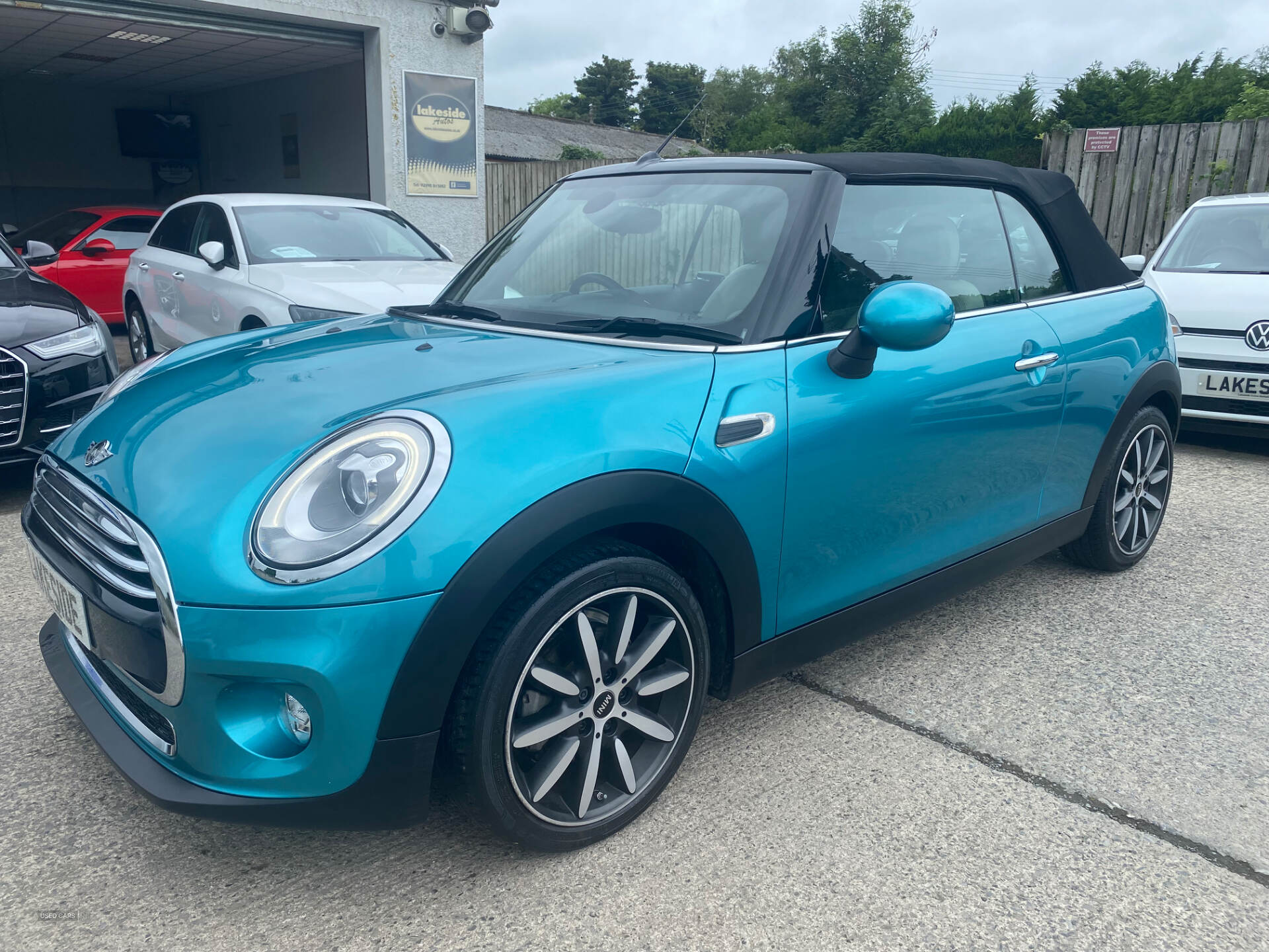 MINI Convertible DIESEL in Down